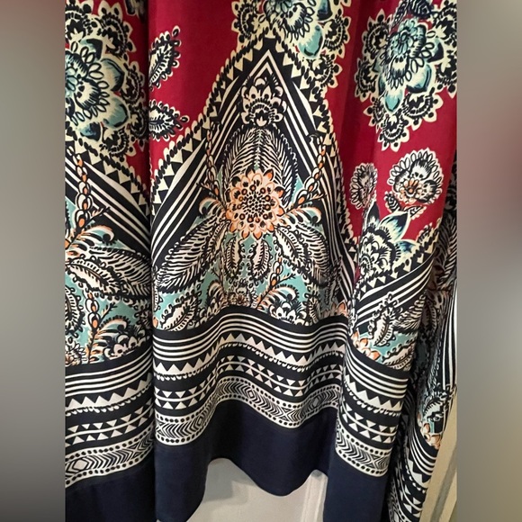 Floral Patterned Red and Navy Dress Size 1X - Picture 6 of 10